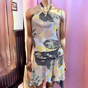 VTG Y2K XOXO flowy floral detail with silver heart hardware